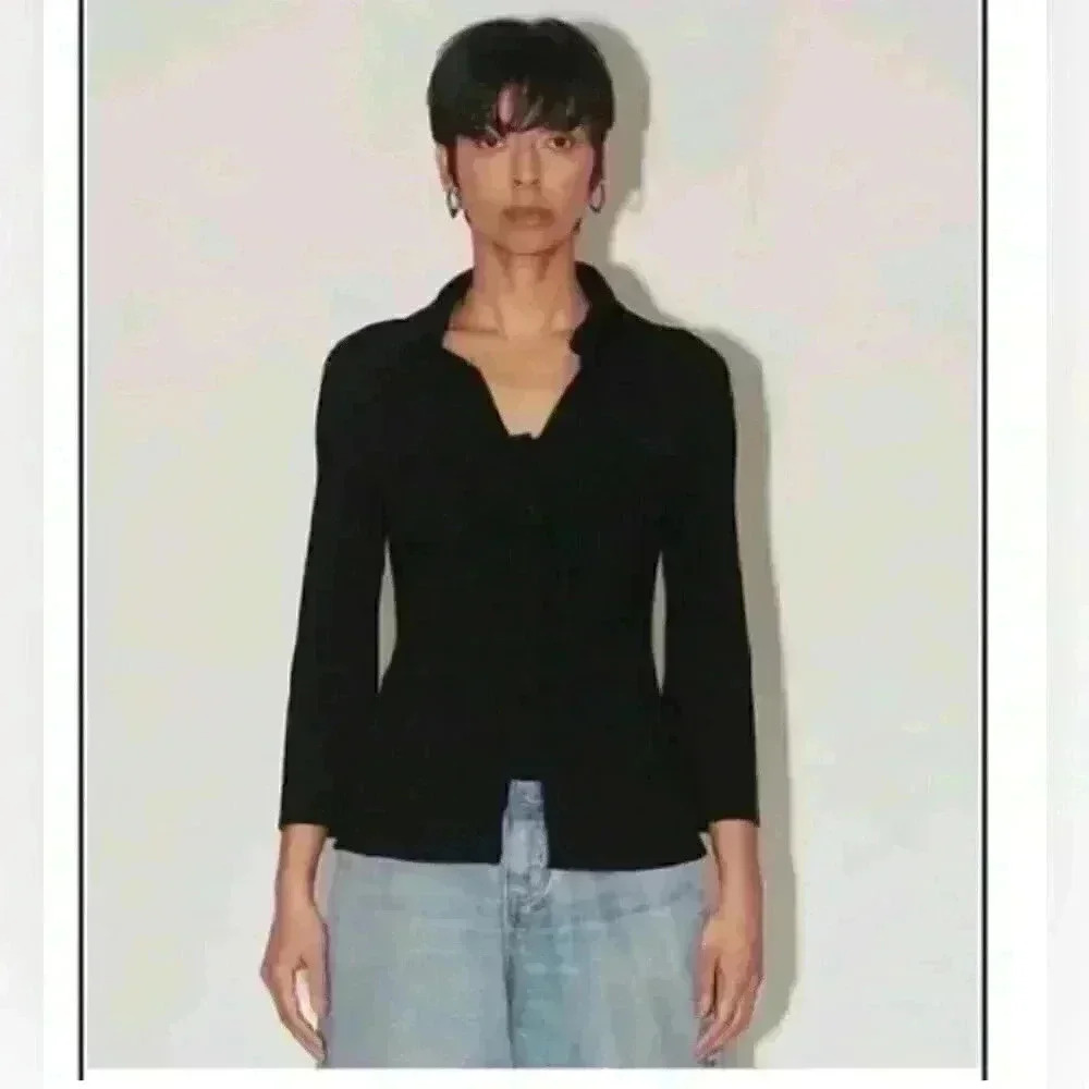 BNWT Uncle Studios Black Shirt with 3/4 Bell Sleeves Size XS